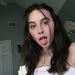 Meet your Posher, Michaela